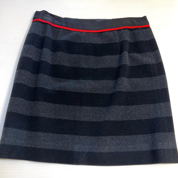 Per Se Women’s Black/Gray Wool Striped Skirt. Sz 8 - Picture 8 of 10